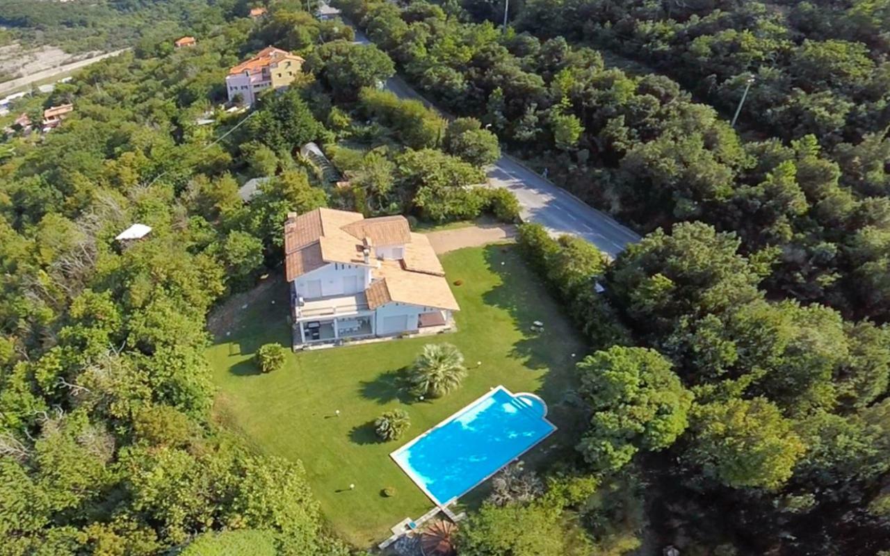 Villa Diadema Vezzi Portio Екстер'єр фото